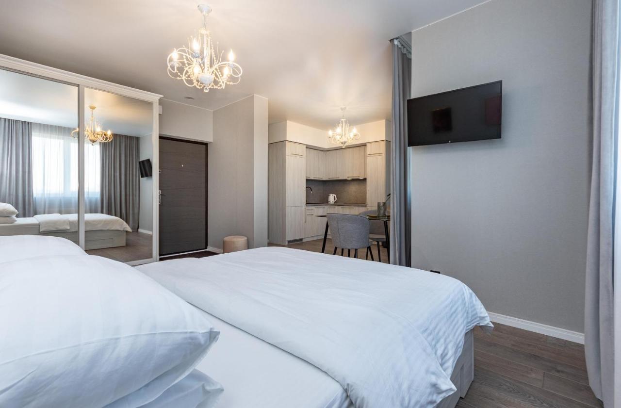 Квартира В Жк Лебединый, Ревуцкого 40 В, Метро Харьковская Позняки Kiew Exterior foto