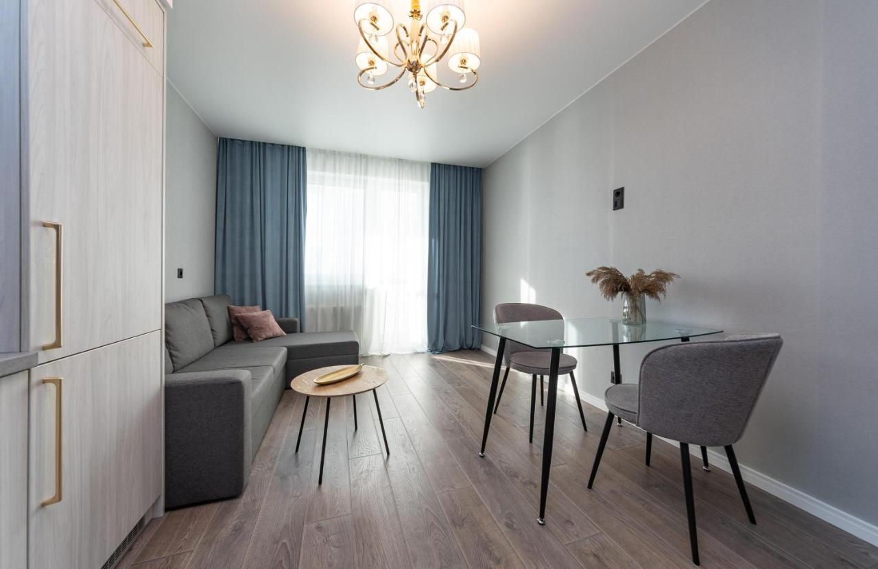 Квартира В Жк Лебединый, Ревуцкого 40 В, Метро Харьковская Позняки Kiew Exterior foto
